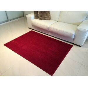 Kusový vínově červený koberec Eton (Varianta: 57 x 120 cm)